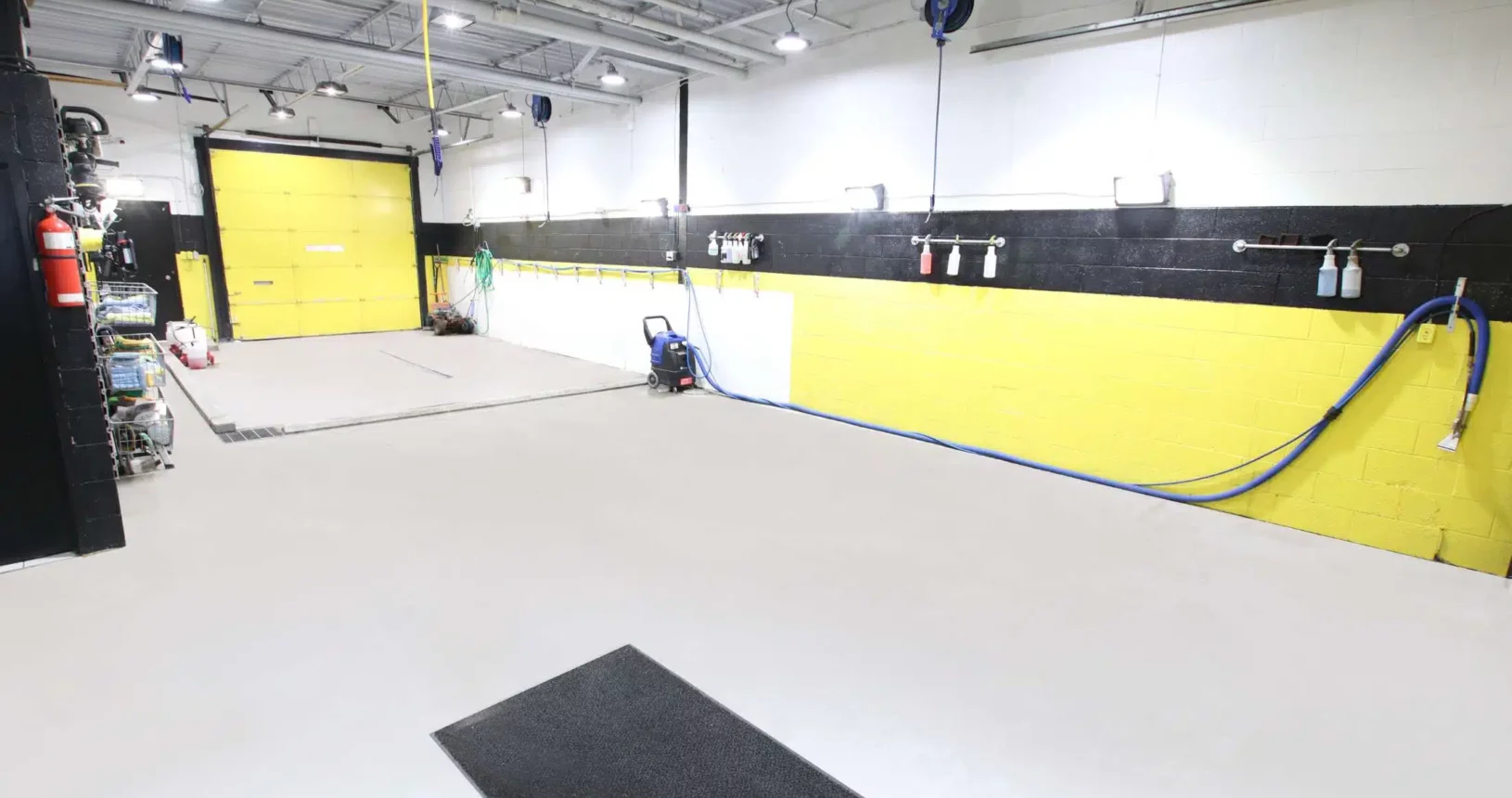 Automotive-Detialing-Bay-3