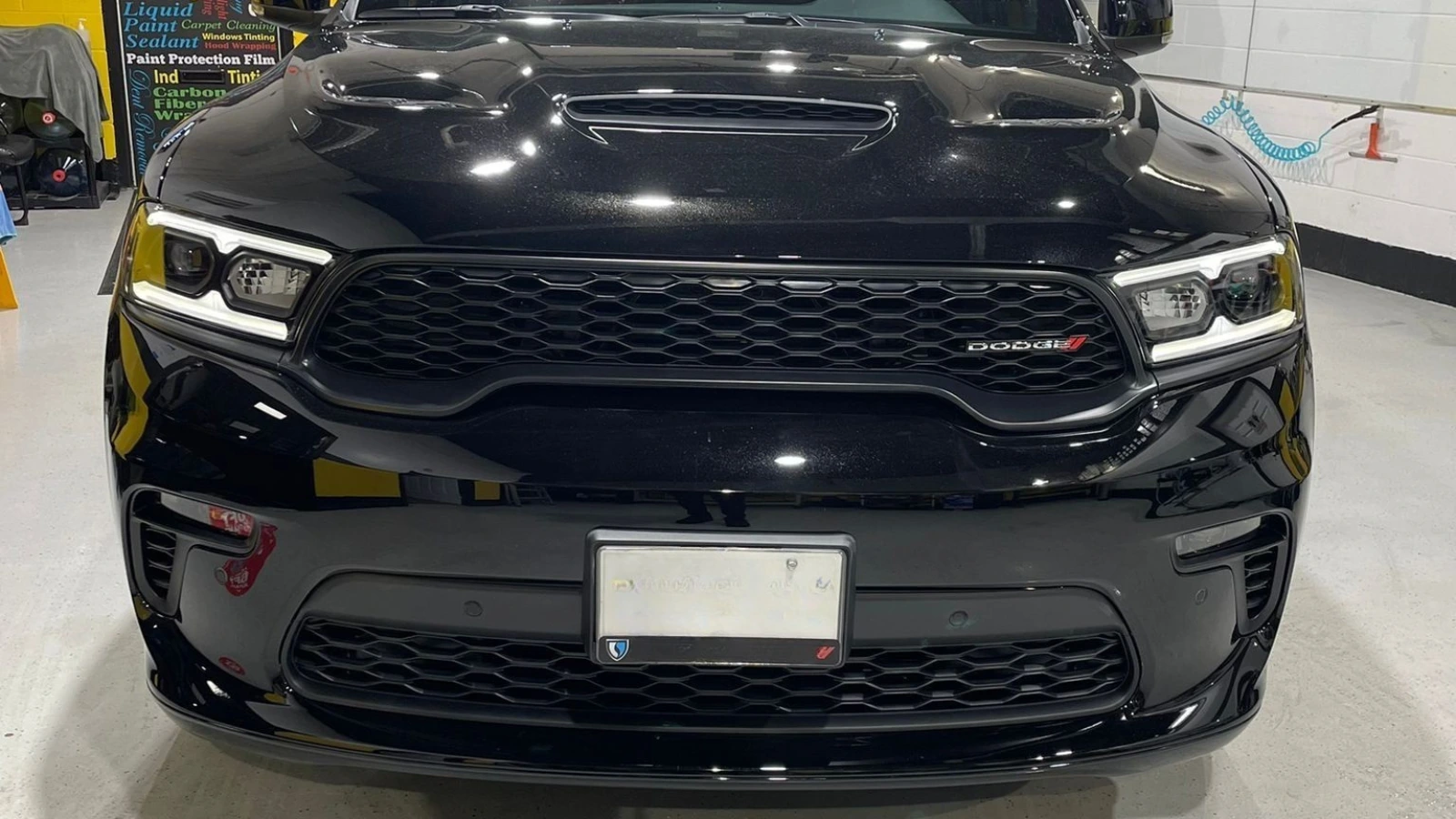 Benefits of Using Spray Wax on Ceramic Coating